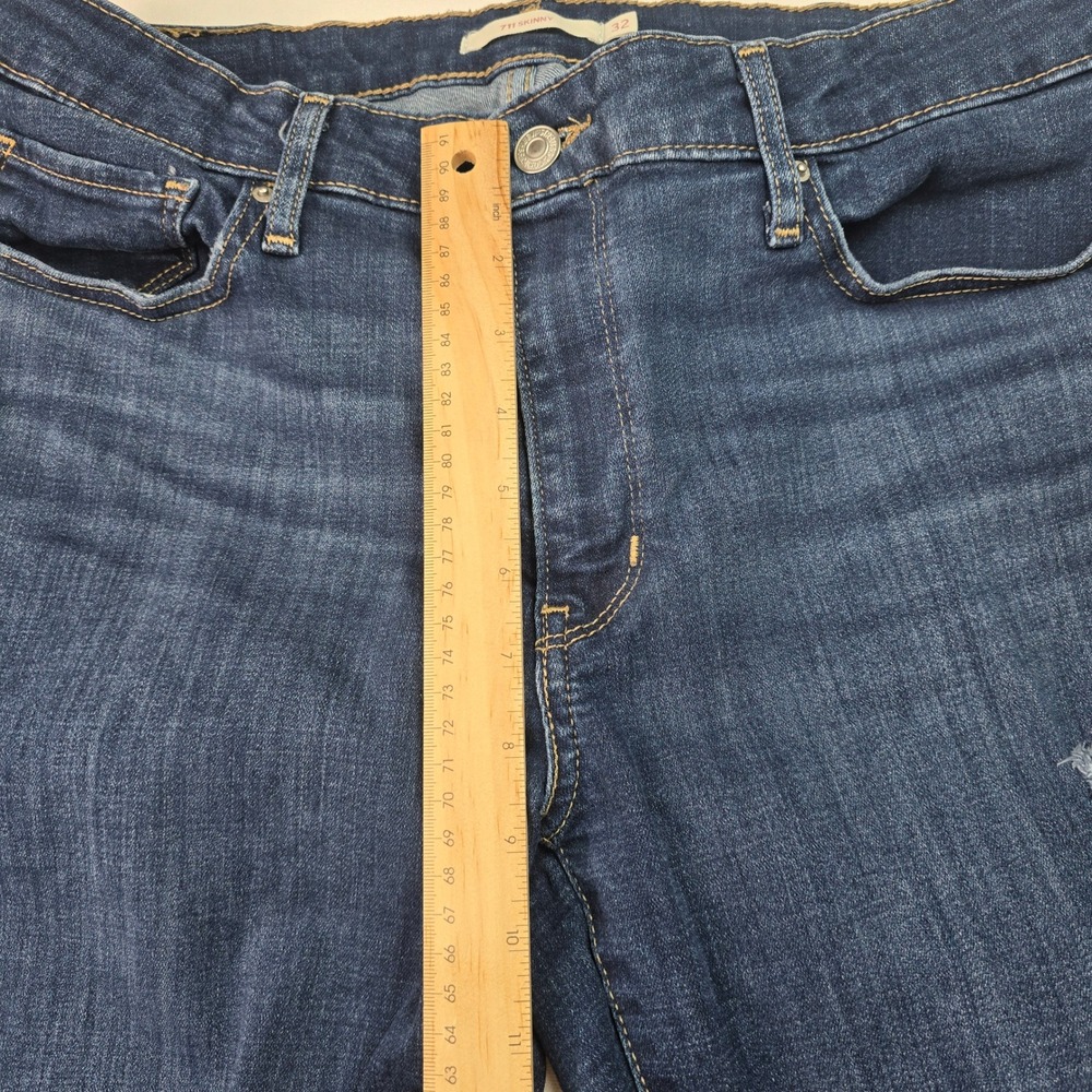 Levis 711 Skinny Jeans Womens 32 Dark Wash Distressed Ripped Denim Mid Rise - Picture 5 of 15